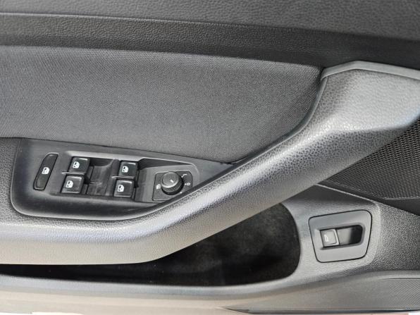 Volkswagen Passat B8 с пробегом 2016 года, цена 1 520 000 рублей, 180000 км, седан, Автокод Объявления