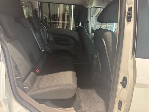 Ford Tourneo Connect II Рестайлинг с пробегом 2020 года, цена 1 999 000 рублей, 143000 км, компактвэн, Автокод Объявления
