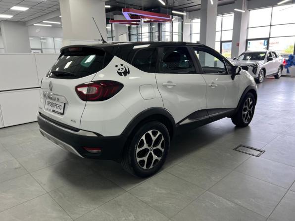 Renault Kaptur I с пробегом 2016 года, цена 1 270 000 рублей, 207352 км, внедорожник, Автокод Объявления
