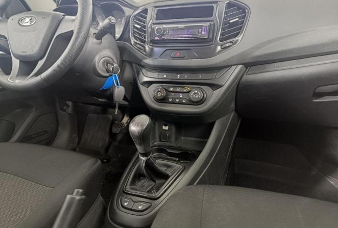 Lada (ВАЗ) Vesta I с пробегом 2018 года, цена 705 000 рублей, 216000 км, седан, Автокод Объявления