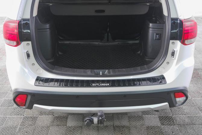 Mitsubishi Outlander III Рестайлинг 2 с пробегом 2018 года, цена 2 329 000 рублей, 115357 км, внедорожник, Автокод Объявления