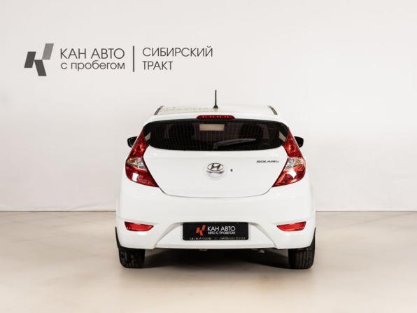 Hyundai Solaris I Рестайлинг с пробегом 2016 года, цена 880 000 рублей, 102479 км, хэтчбек, Автокод Объявления