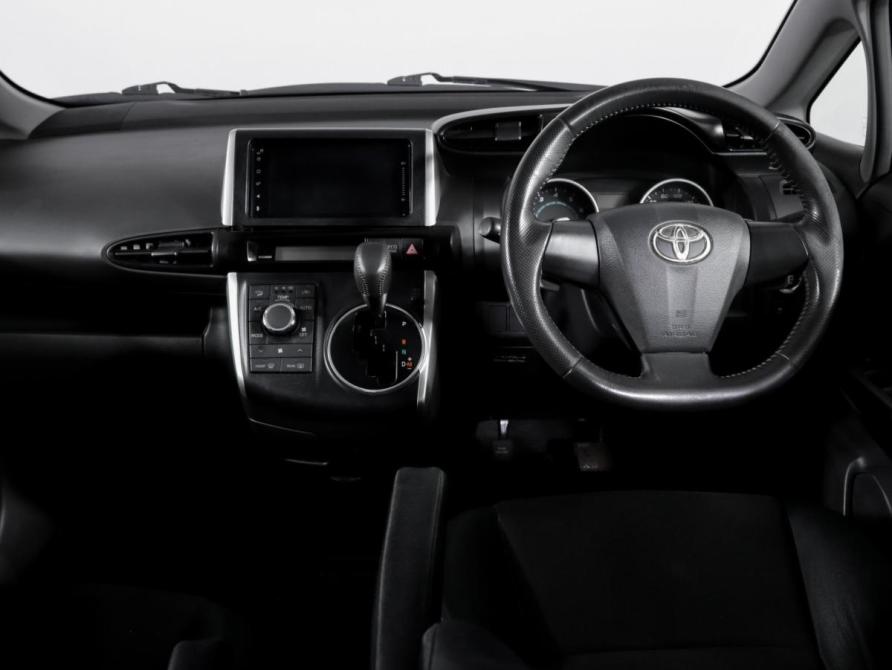 Toyota Wish II Москва  - изображение 13