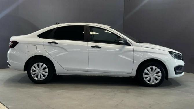 Lada (ВАЗ) Vesta I Рестайлинг (NG) с пробегом 2024 года, цена 900 000 рублей, 81937 км, седан, Автокод Объявления