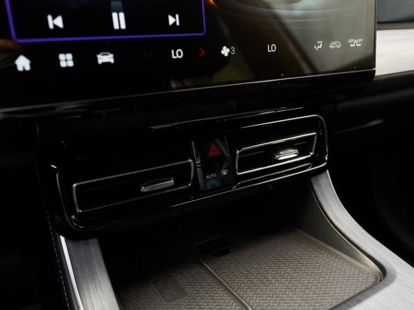 GAC GS8 II с пробегом 2024 года, цена 3 348 000 рублей, 85634 км, внедорожник, Автокод Объявления