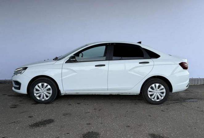 Lada (ВАЗ) Vesta I Рестайлинг (NG) с пробегом 2025 года, цена 1 375 000 рублей, 10032 км, седан, Автокод Объявления