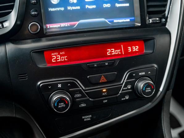 Kia Optima III с пробегом 2012 года, цена 1 050 000 рублей, 231412 км, седан, Автокод Объявления
