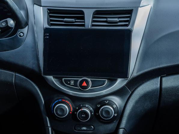 Hyundai Solaris I с пробегом 2014 года, цена 647 000 рублей, 162424 км, седан, Автокод Объявления