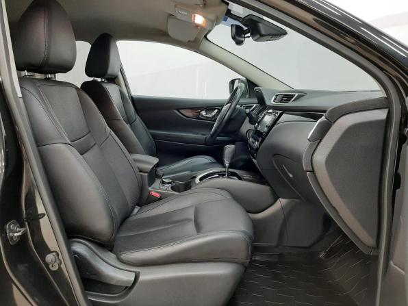 Nissan Qashqai II с пробегом 2018 года, цена 1 940 000 рублей, 129941 км, внедорожник, Автокод Объявления