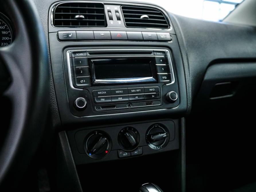 Volkswagen Polo V Красноярск  - изображение 20