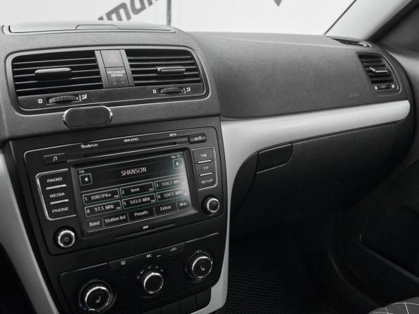 Skoda Yeti I с пробегом 2010 года, цена 650 000 рублей, 294557 км, внедорожник, Автокод Объявления