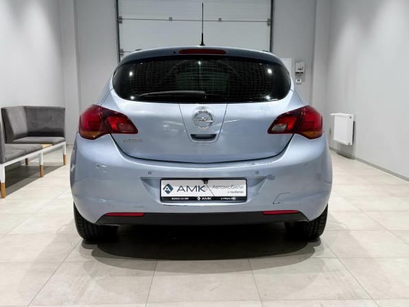 Opel Astra J с пробегом 2011 года, цена 625 000 рублей, 220636 км, хэтчбек, Автокод Объявления