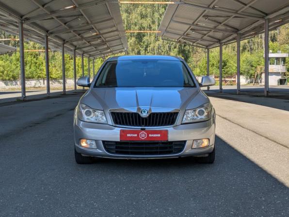 Skoda Octavia II (A5) Рестайлинг с пробегом 2012 года, цена 699 900 рублей, 296000 км, лифтбек, Автокод Объявления