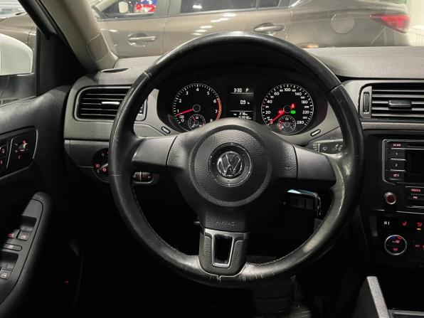 Volkswagen Jetta VI с пробегом 2013 года, цена 1 230 000 рублей, 153846 км, седан, Автокод Объявления