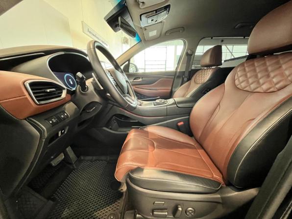Hyundai Santa Fe IV Рестайлинг с пробегом 2022 года, цена 4 099 000 рублей, 72508 км, внедорожник, Автокод Объявления