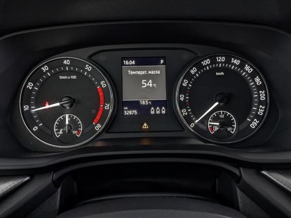 Skoda Octavia IV (A8) с пробегом 2021 года, цена 2 850 000 рублей, 32822 км, лифтбек, Автокод Объявления