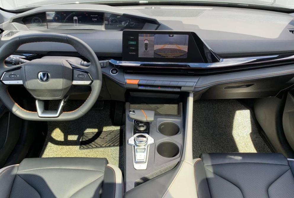 Changan UNI-V I Красноярск  - изображение 14
