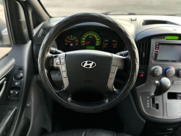 Hyundai Grand Starex I с пробегом 2012 года, цена 1 420 000 рублей, 285500 км, минивэн, Автокод Объявления