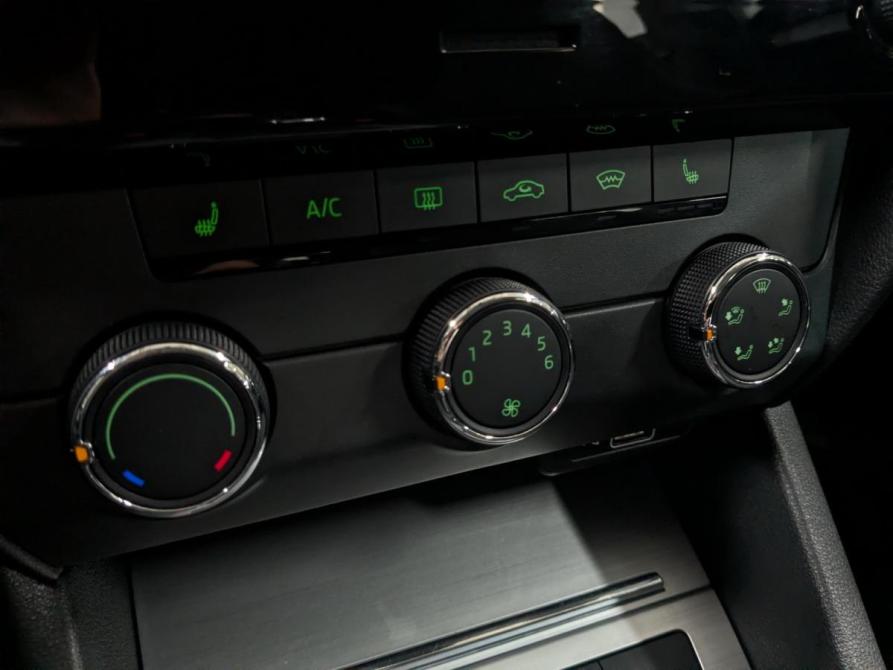 Skoda Octavia III (A7) Рестайлинг Санкт-Петербург  - изображение 25