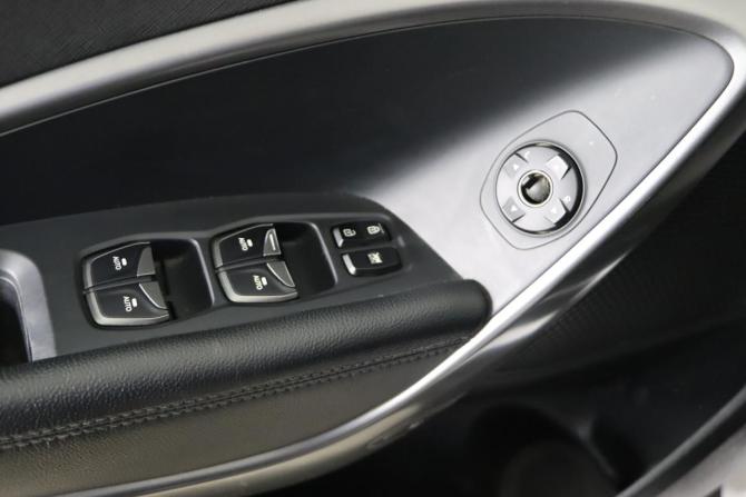 Hyundai Santa Fe III Рестайлинг с пробегом 2017 года, цена 2 349 990 рублей, 83843 км, внедорожник, Автокод Объявления