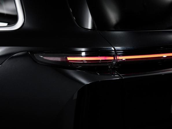 Li Auto (Lixiang) L9 I с пробегом 2023 года, цена 6 399 000 рублей, 37000 км, внедорожник, Автокод Объявления