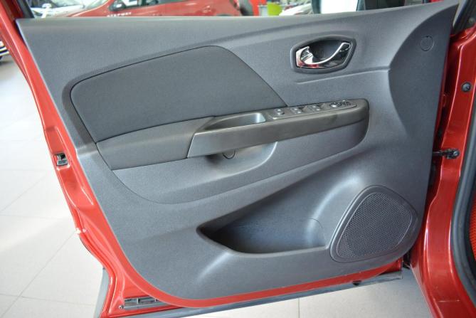 Renault Kaptur I с пробегом 2019 года, цена 1 799 000 рублей, 115000 км, внедорожник, Автокод Объявления