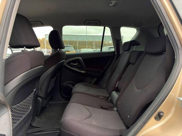 Toyota RAV4 III (XA30) Рестайлинг с пробегом 2011 года, цена 1 095 000 рублей, 256938 км, внедорожник, Автокод Объявления