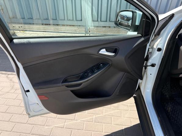 Ford Focus III с пробегом 2013 года, цена 649 000 рублей, 330544 км, седан, Автокод Объявления