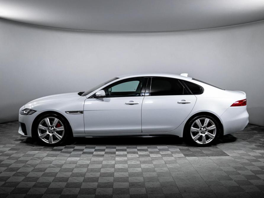 Jaguar XF II Москва  - изображение 8