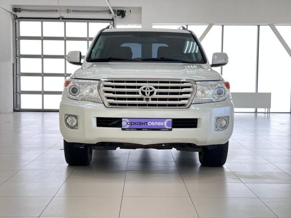Toyota Land Cruiser 200 Series Рестайлинг 1 с пробегом 2013 года, цена 3 800 000 рублей, 218223 км, внедорожник, Автокод Объявления