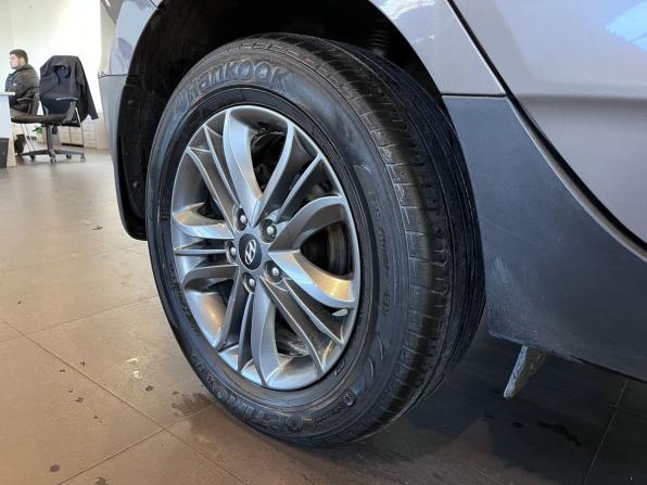 Hyundai ix35 I Рестайлинг с пробегом 2015 года, цена 1 400 000 рублей, 133147 км, внедорожник, Автокод Объявления