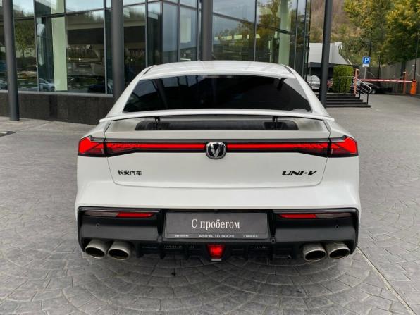 Changan UNI-V I с пробегом 2023 года, цена 2 299 000 рублей, 84917 км, лифтбек, Автокод Объявления