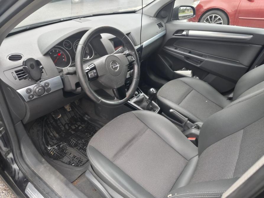 Opel Astra H Рестайлинг Санкт-Петербург  - изображение 5