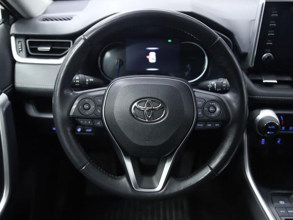 Toyota RAV4 V (XA50) с пробегом 2021 года, цена 3 570 000 рублей, 79003 км, внедорожник, Автокод Объявления