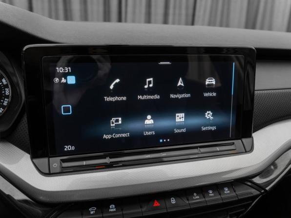 Skoda Octavia IV (A8) с пробегом 2021 года, цена 2 470 000 рублей, 59807 км, лифтбек, Автокод Объявления