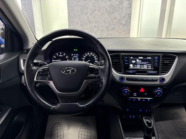 Hyundai Solaris II с пробегом 2017 года, цена 1 445 000 рублей, 74841 км, седан, Автокод Объявления