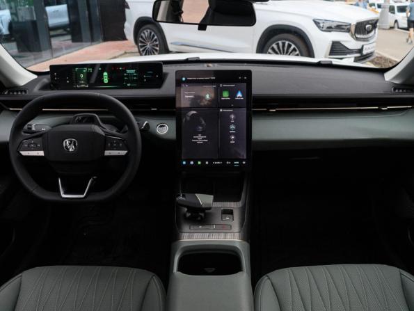 Changan Lamore с пробегом 2024 года, цена 2 100 000 рублей, 25408 км, седан, Автокод Объявления