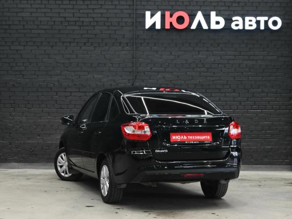 Lada (ВАЗ) Granta I Рестайлинг с пробегом 2022 года, цена 800 000 рублей, 60935 км, хэтчбек, Автокод Объявления