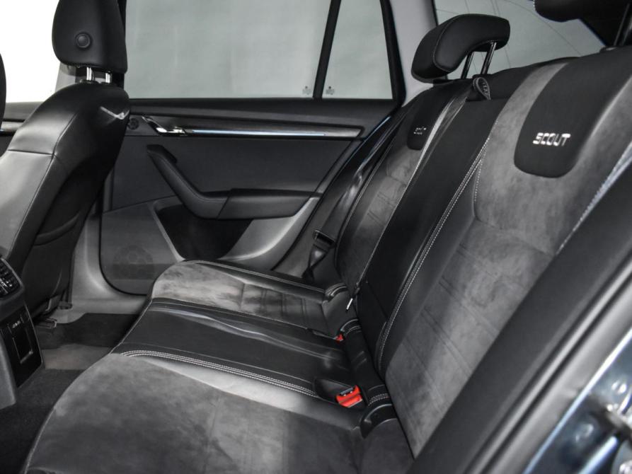 Skoda Octavia III (A7) Рестайлинг Санкт-Петербург  - изображение 13
