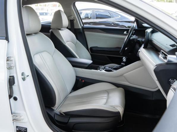 Kia K5 III с пробегом 2020 года, цена 2 725 000 рублей, 78795 км, седан, Автокод Объявления