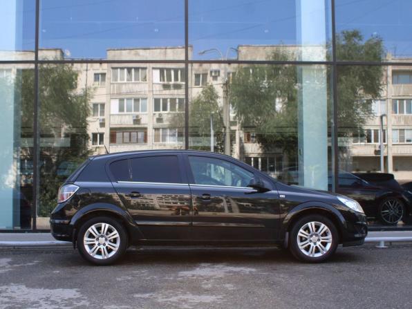 Opel Astra H Рестайлинг с пробегом 2012 года, цена 670 000 рублей, 101554 км, хэтчбек, Автокод Объявления