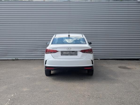 Hyundai Solaris II Рестайлинг с пробегом 2022 года, цена 1 650 000 рублей, 76792 км, седан, Автокод Объявления