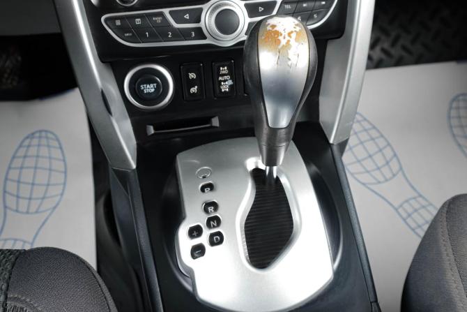 Renault Koleos I с пробегом 2011 года, цена 1 059 000 рублей, 388000 км, внедорожник, Автокод Объявления