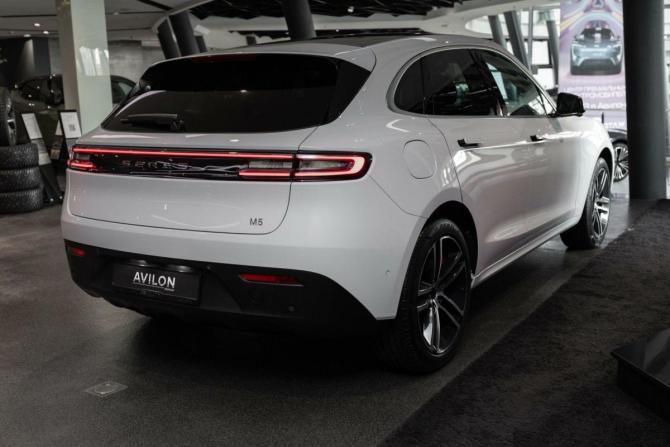 Новый Seres M5 2024 года, цена 4 999 000 рублей, внедорожник, Автокод Объявления