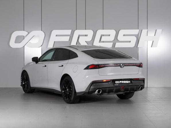 Changan UNI-V I с пробегом 2022 года, цена 2 149 000 рублей, 37098 км, лифтбек, Автокод Объявления