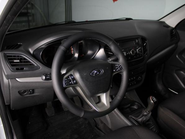 Lada (ВАЗ) Vesta I с пробегом 2019 года, цена 715 000 рублей, 244963 км, седан, Автокод Объявления