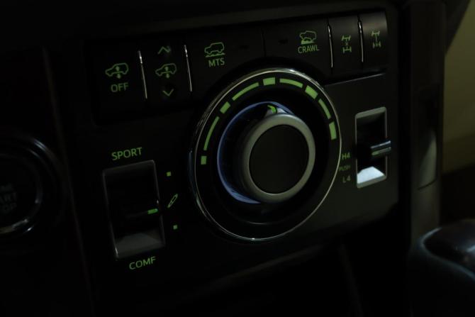 Toyota Land Cruiser Prado 150 Series Рестайлинг 1 с пробегом 2014 года, цена 4 288 000 рублей, 122761 км, внедорожник, Автокод Объявления