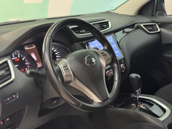 Nissan Qashqai II с пробегом 2018 года, цена 1 748 000 рублей, 120463 км, внедорожник, Автокод Объявления