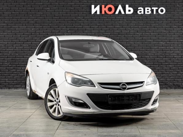 Opel Astra J с пробегом 2012 года, цена 450 000 рублей, 358981 км, хэтчбек, Автокод Объявления