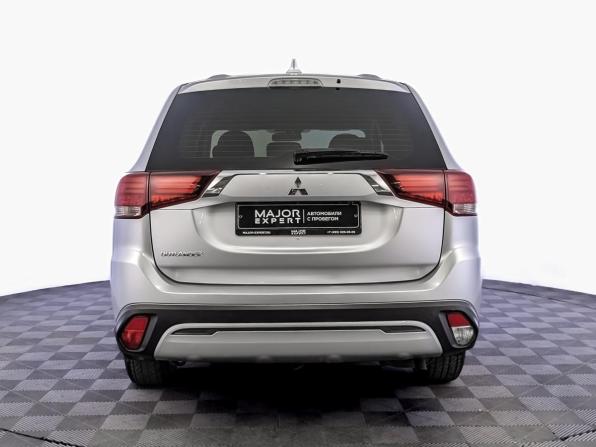 Mitsubishi Outlander III Рестайлинг 3 с пробегом 2021 года, цена 2 465 000 рублей, 53816 км, внедорожник, Автокод Объявления